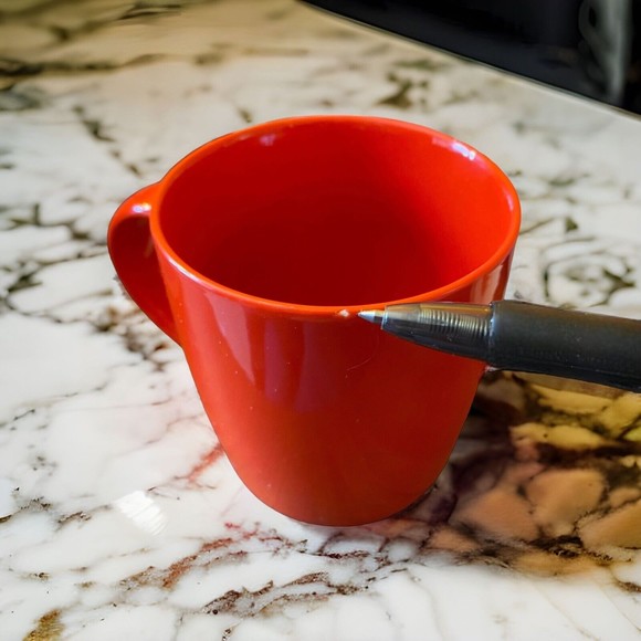 Starbucks Coffee Mug Cup 2020 Red Classic Mermaid Green Logo 12 oz. - Picture 5 of 7